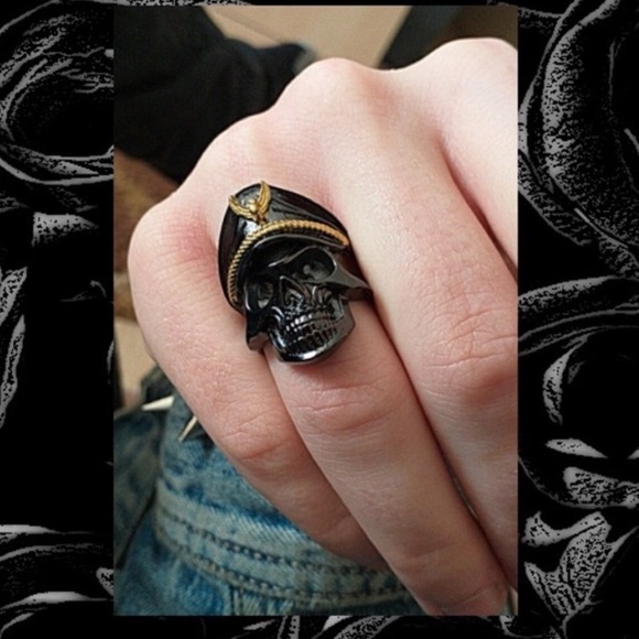 Gothic Black stainless steel skull biker ring NWT - Picture 2 of 7
